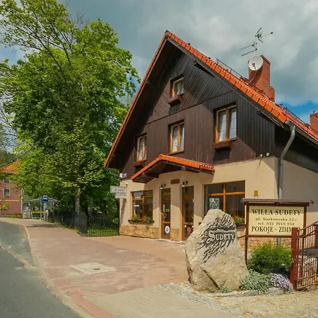 Willa Sudety Polozona W Najlepszej Czesci Karpacza, 10 Minut Pieszo Do Wyciagu Na Kope, Szlakow Gorskich, Swiatyni Wang, Bezplatny Parking, Duzy Ogrod 3*