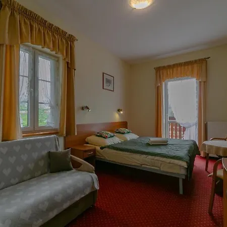 Sudety Blisko Szlakow Gorskich I Wyciagow Narciarskich, Prywatny Bezplatny Parking 3*