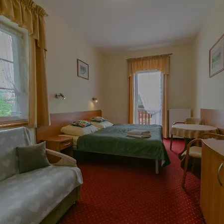 Sudety Blisko Szlakow Gorskich I Wyciagow Narciarskich, Prywatny Bezplatny Parking 3* Karpacz