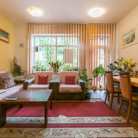 Willa Sudety Polozona W Najlepszej Czesci Karpacza, 10 Minut Pieszo Do Wyciagu Na Kope, Szlakow Gorskich, Swiatyni Wang, Bezplatny Parking, Duzy Ogrod 3* カルパッチ