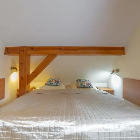 Sudety Blisko Szlakow Gorskich I Wyciagow Narciarskich, Prywatny Bezplatny Parking 3*