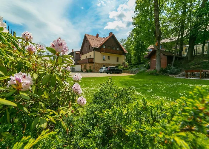 Sudety Blisko Szlakow Gorskich I Wyciagow Narciarskich, Prywatny Bezplatny Parking Penzion 3*