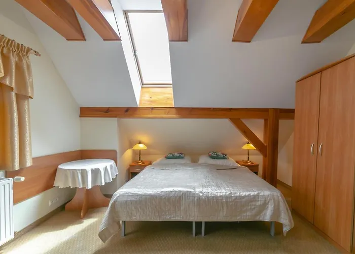 Penzion Sudety Blisko Szlakow Gorskich I Wyciagow Narciarskich, Prywatny Bezplatny Parking